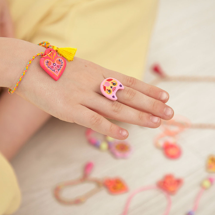 Zestaw kreatywny do tworzenia biżuterii dla przyjaciółek Klejnoty przyjaźni Janod