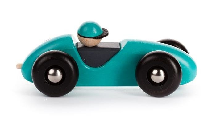 Drewniany samochód. Świetny kierowca, Bajo