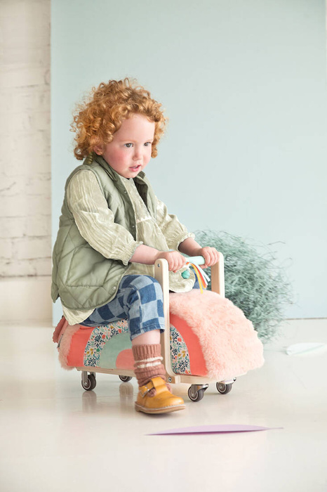 Drewniany jeździk z torebką Sarenka Stella LILLIPUTIENS