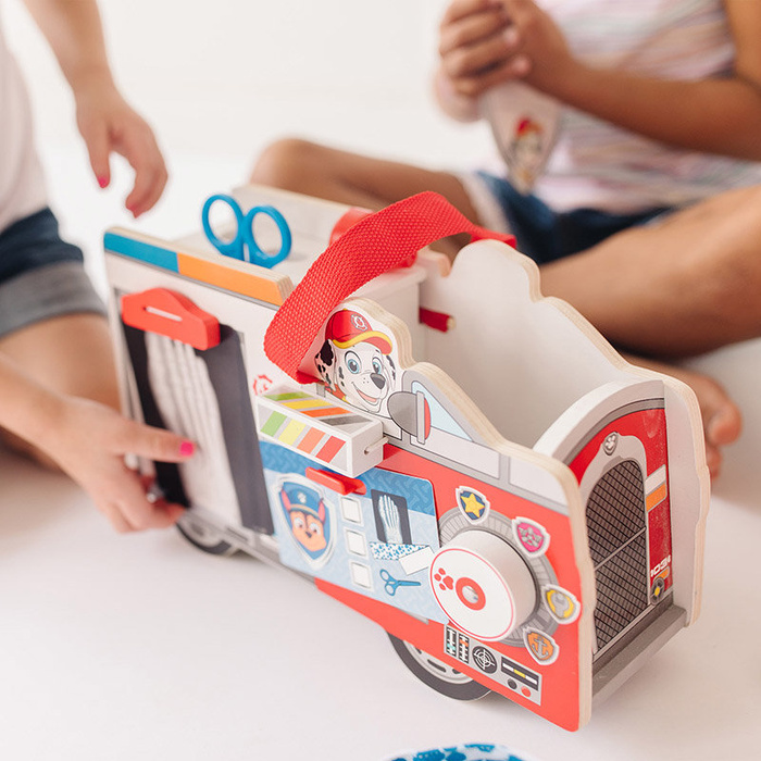 Ambulans Psi Patrol Marshall's pojazd drewniany z akcesoriami Melissa and Doug