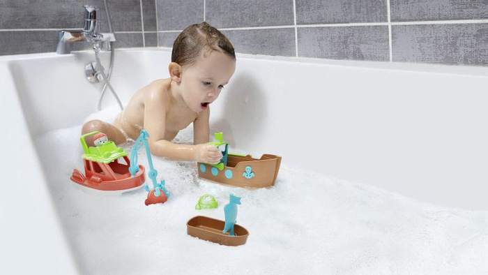 Zabawkowy kuter rybacki 3 w 1 Klorofil, statek i figurka