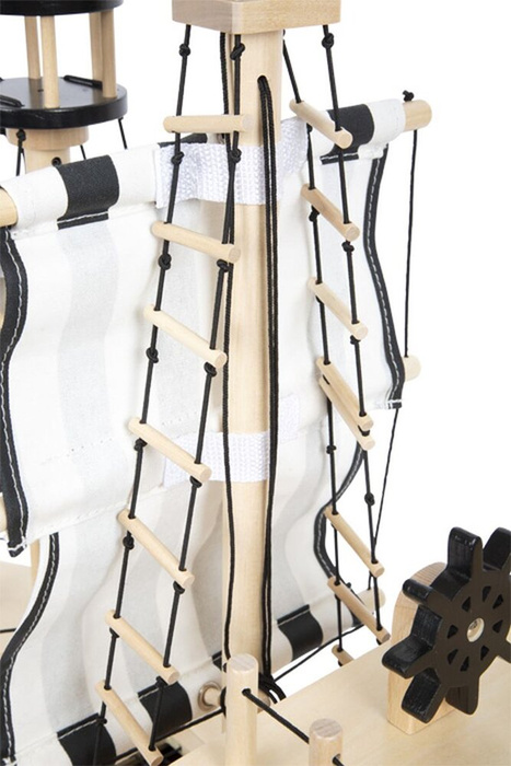 Drewniany okręt piratów dla dzieci Small Foot