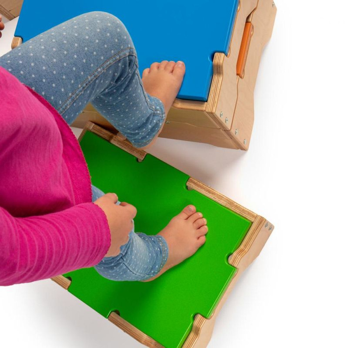 Skrzynie do ćwiczeń dla dzieci 5 różnych kolorów i wysokości Erzi