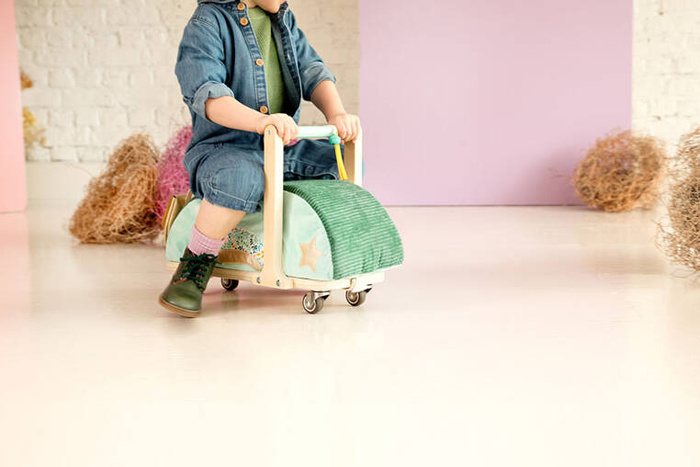 Drewniany jeździk z torebką Smok Joe LILLIPUTIENS