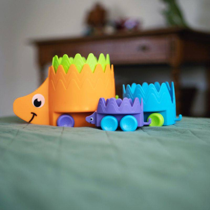 Pociąg Rodzina Jeży Hiding Hedgehogs Fat Brain Toys