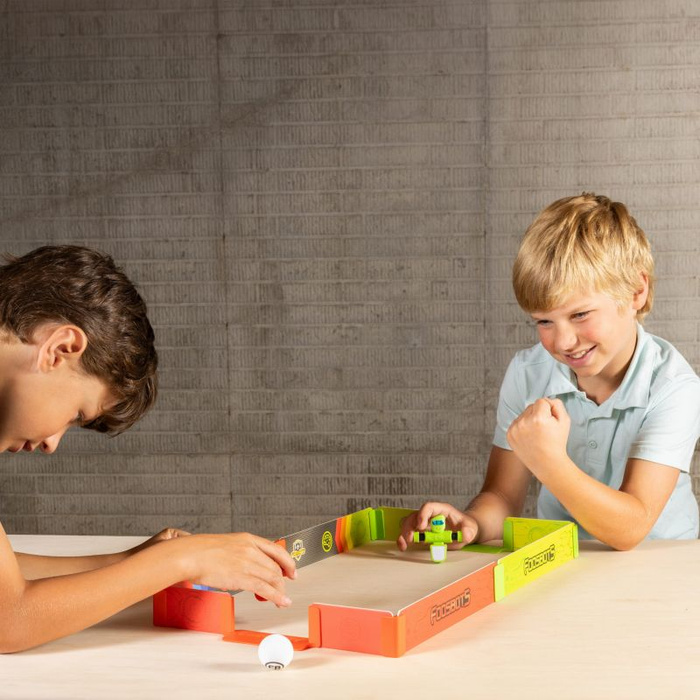 Piłkarzyki Foosbots Boisko do gry Fat Brain Toys