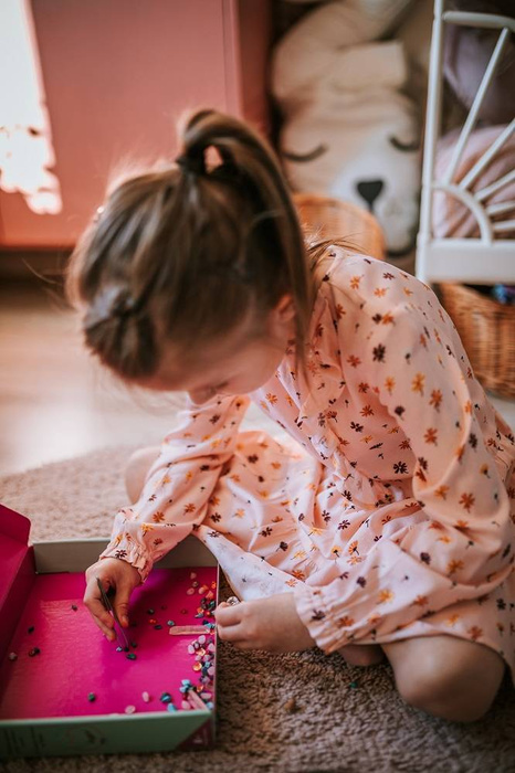 Zestaw do tworzenia biżuterii z kamieniami przynoszącymi szczęście Janod