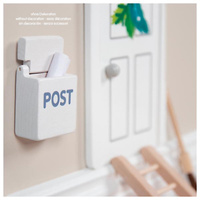 Drewniane akcesoria do domku dla lalek i pokoju dziecięcego Drzwi Elfa Goki