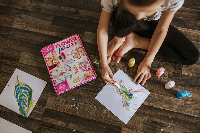 Zestaw kreatywny dla dzieci Malowanie łańcuszkiem Kwiaty I love creativity Janod