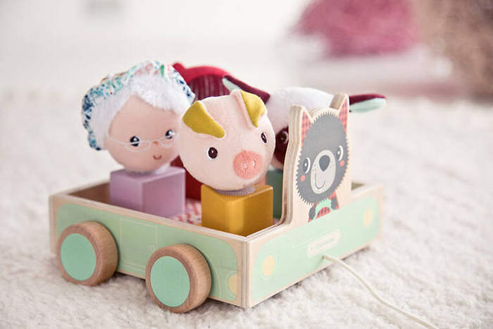 Drewniany wózek do ciągnięcia Wilk Louis LILLIPUTIENS