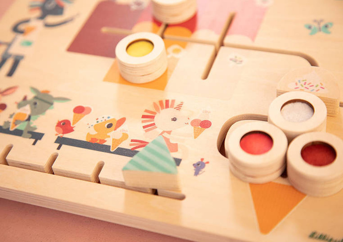 Tablica manipulacyjna dla najmłodszych Lodziarnia Lilliputiens