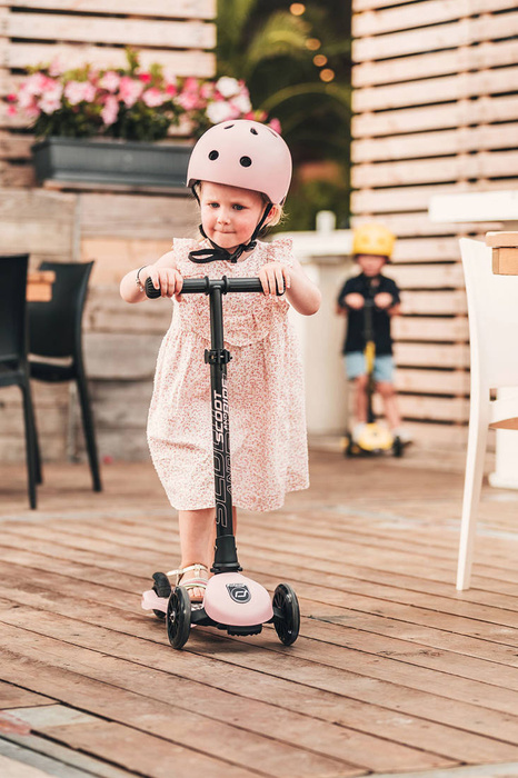 SCOOTANDRIDE Highwaykick 3 LED Hulajnoga składana ze świecącymi kółkami 3+ Rose