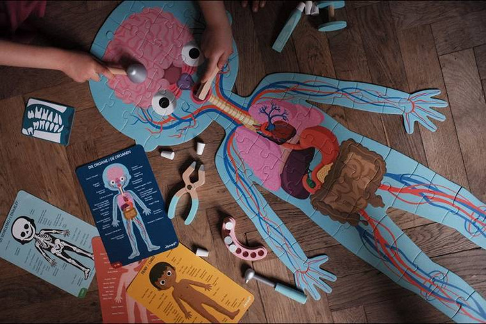 Puzzle edukacyjne gigantyczne Ciało człowieka 50, 75 i 100 elementów 5 +, Janod