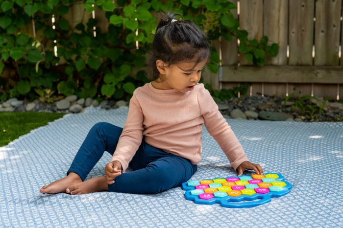 Flipsee Tablica z okienkami Alfabet angielski Mobi