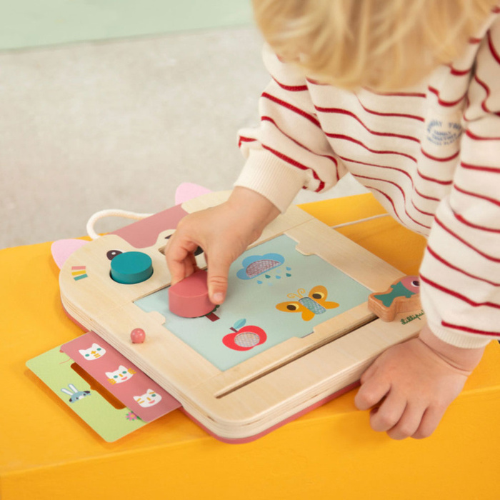 Drewniana magnetyczna Tablica-Znikopis Kotka Jeanne 18m+ Lilliputiens