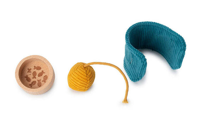 Przytulanka kotek z koszyczkiem i akcesoriami Kotka Jeanne Lilliputiens