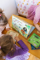 Gra dla dzieci z magnetyczną tablicą. Statki piratów, Janod