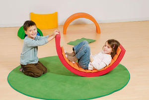 Zestaw materacy z tkaniny w kolorach tęczy Pilch