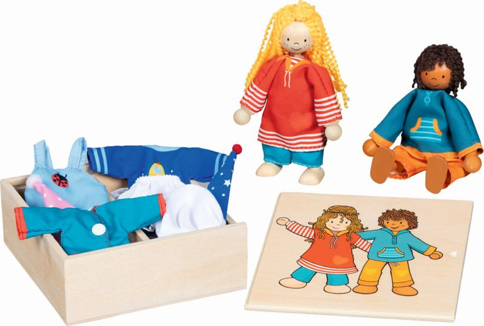 Lalki drewniane z kompletem ubranek Goki