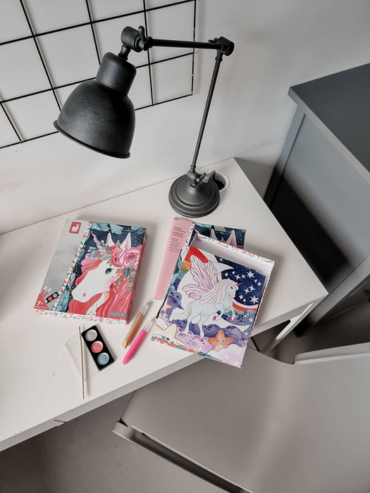 Zestaw kreatywny Malowanie farbami perłowymi i 3D Jednorożce Janod