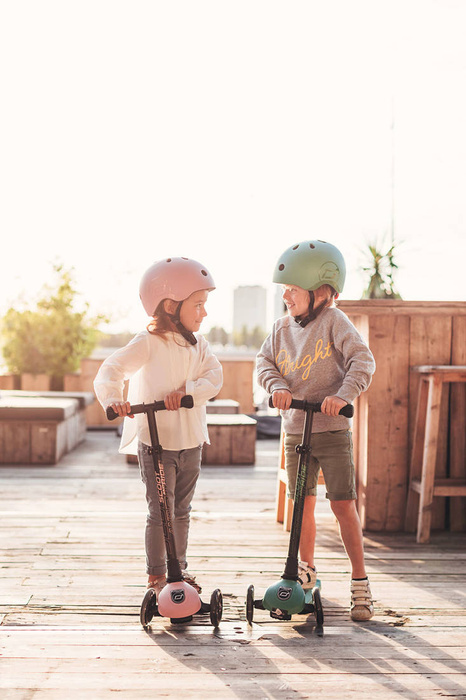 SCOOTANDRIDE Highwaykick 3 LED Hulajnoga składana ze świecącymi kółkami 3+ Rose