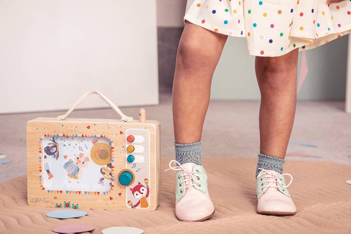 Drewniana interaktywna pozytywka Telewizor dla dzieci Lilliputiens